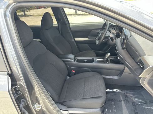 Used 2025 Nissan Kicks S FWD image 22