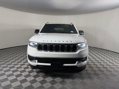 Certified 2023 Jeep Wagoneer 2WD w/ Premium Group I image 3