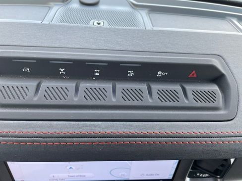 New 2025 Ford Bronco Raptor image 14