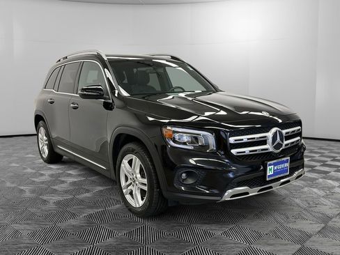 Used 2022 Mercedes-Benz GLB 250 4MATIC image 7