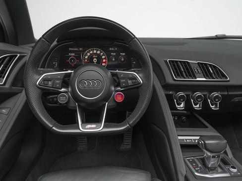 Used 2022 Audi R8 V10 image 22