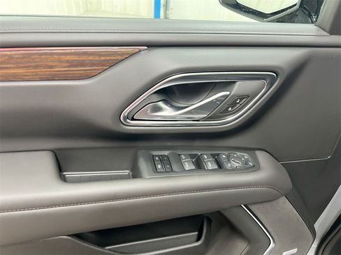 Used 2024 Chevrolet Tahoe High Country image 22