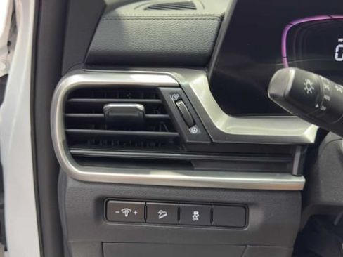 Used 2023 Kia Telluride S FWD image 35