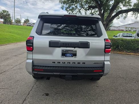 Used 2025 Toyota 4Runner TRD Off-Road AWD/4WD image 3