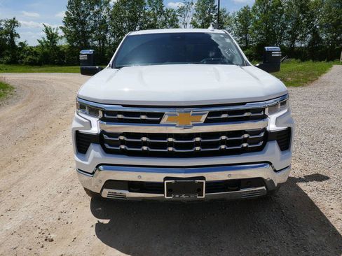 New 2026 Chevrolet Silverado 1500 LTZ w/ LTZ Premium Package AWD/4WD image 9