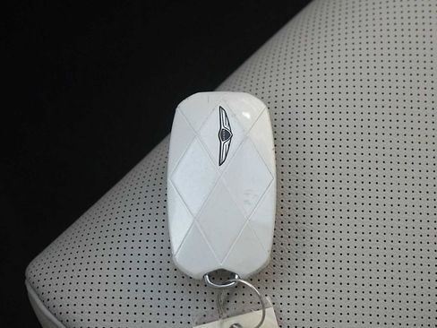 Used 2024 Genesis G70 2.5T image 28