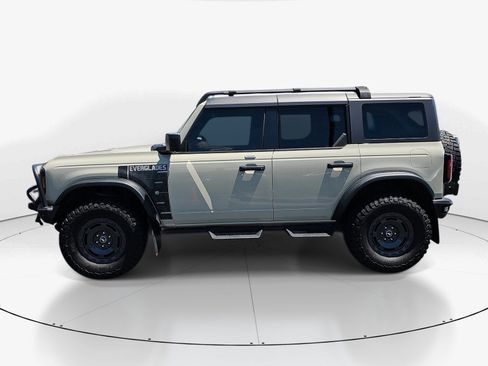 Used 2022 Ford Bronco Everglades AWD/4WD image 6