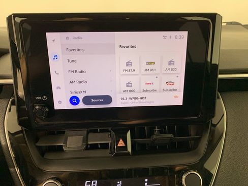 Used 2024 Toyota Corolla LE image 22