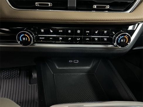 New 2026 Chevrolet Equinox ACTIV image 18