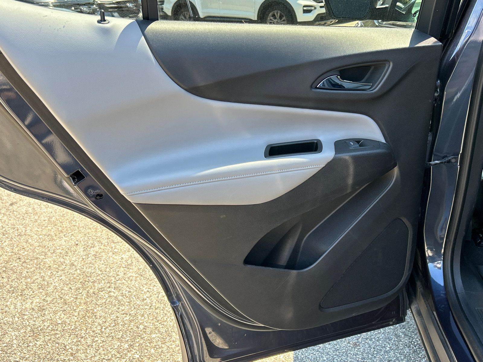 Used 2019 Chevrolet Equinox Premier AWD/4WD image 22