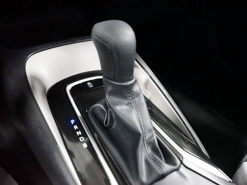 Certified 2025 Toyota Corolla LE image 21