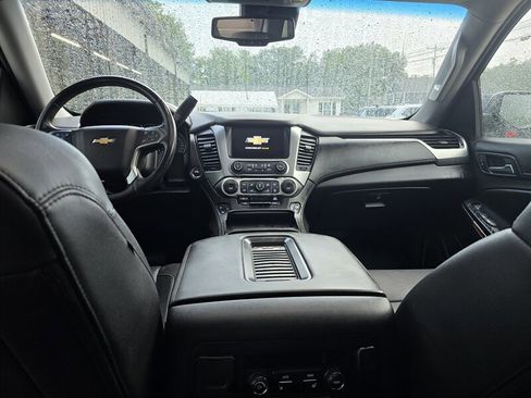 Used 2018 Chevrolet Tahoe Premier RWD image 32