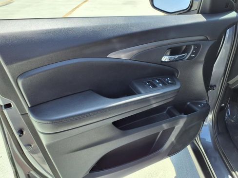 Used 2022 Honda Pilot Special Edition image 12