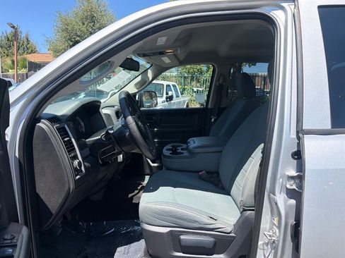 Used 2016 RAM 2500 Tradesman w/ Chrome Appearance Group AWD/4WD image 15