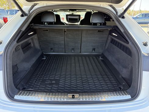 Used 2023 Audi SQ8 Prestige w/ Prestige Package image 31