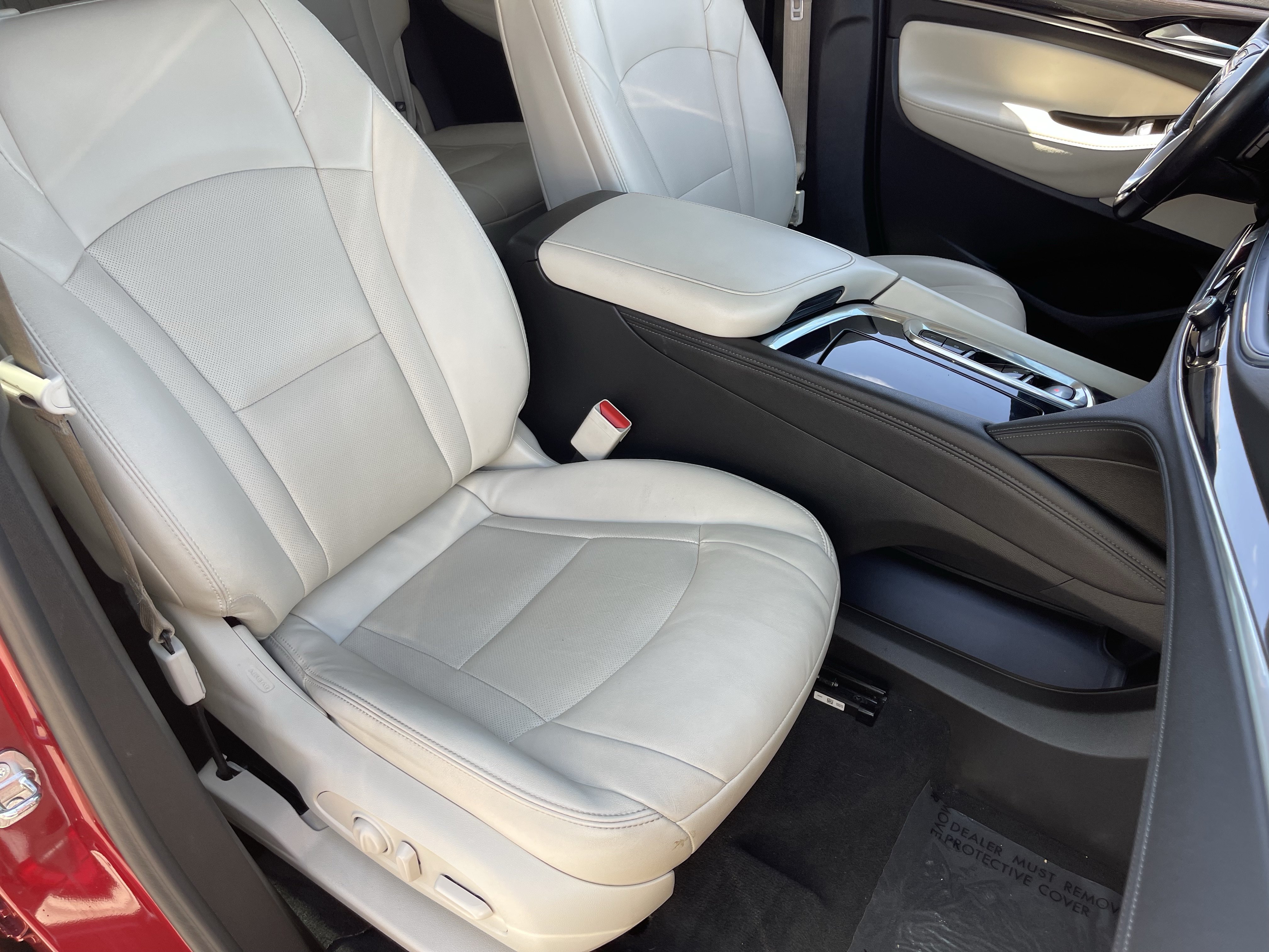 Used 2023 Buick Enclave Essence w/ Experience Buick Package FWD image 10