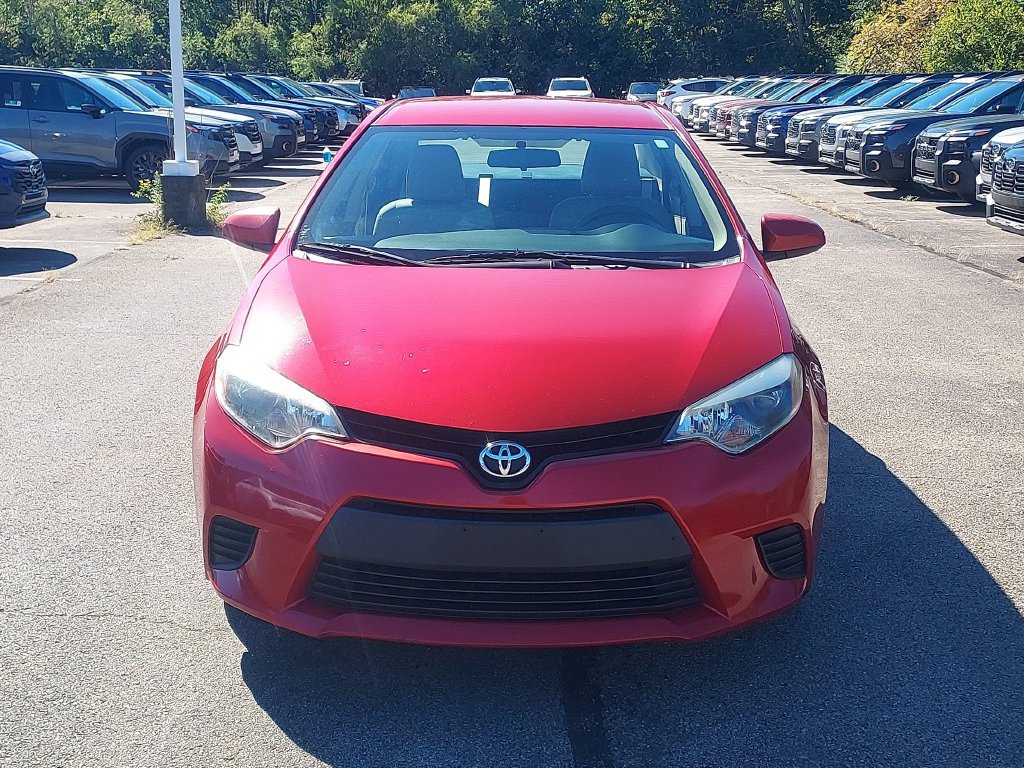 Used 2014 Toyota Corolla LE FWD image 2