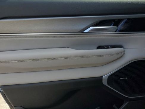 New 2026 Jeep Grand Wagoneer L 4WD image 15