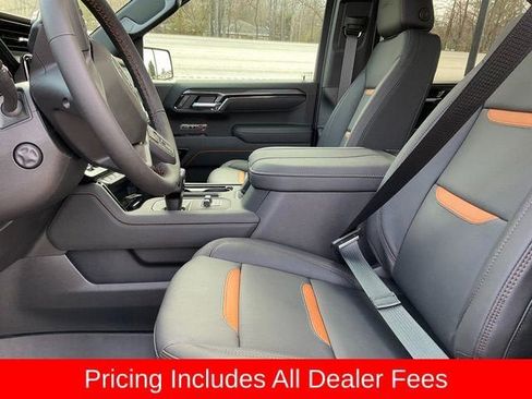 New 2026 GMC Sierra 1500 AT4 w/ AT4 Premium Package AWD/4WD image 2