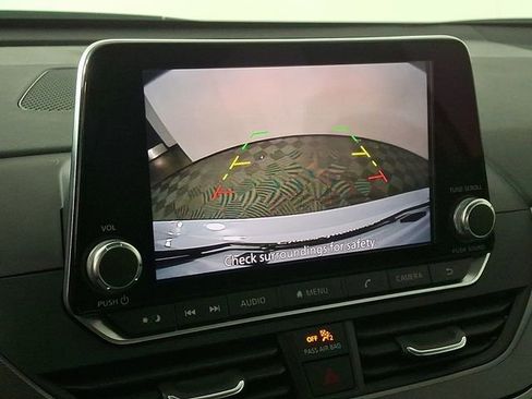 Used 2024 Nissan Altima 2.5 SR AWD/4WD image 4