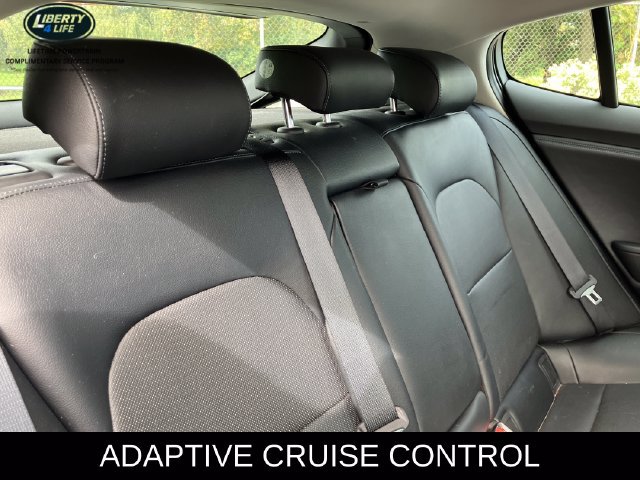 Used 2018 Kia Stinger Premium AWD/4WD image 11
