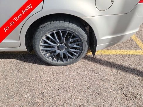 Used 2010 Ford Fusion SE image 9