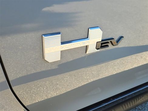 New 2026 GMC Hummer EV 4x4 Crew Cab image 17