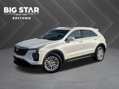 Used 2024 Cadillac XT4 Luxury w/ Cold Weather Package