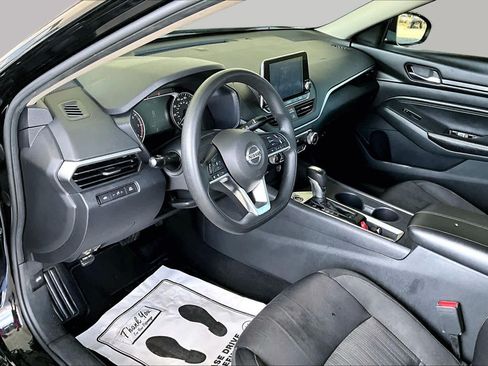 Used 2020 Nissan Altima 2.5 S FWD image 17