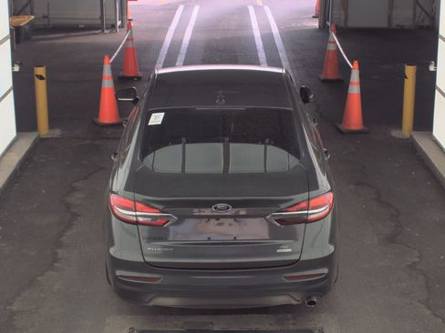 Used 2020 Ford Fusion SE image 8