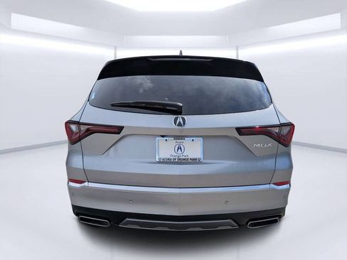 Certified 2025 Acura MDX FWD w/ Technology Package image 4