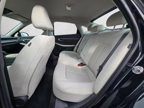 Used 2025 Hyundai Sonata SEL FWD image 17