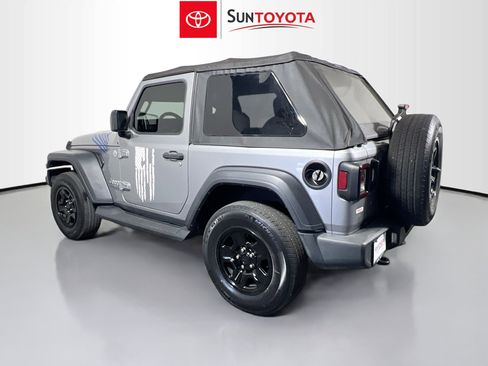 Used 2018 Jeep Wrangler Sport image 6