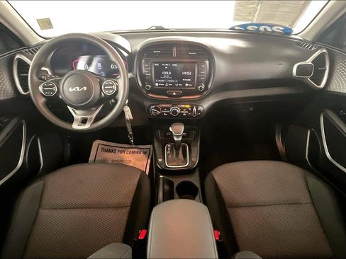 Used 2024 Kia Soul LX w/ Option Group 015 image 7