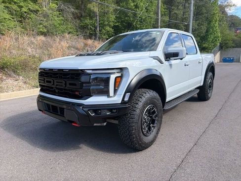 Used 2025 Ford F150 Raptor w/ Equipment Group 803A Raptor R AWD/4WD image 3