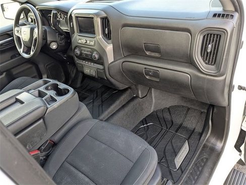 Used 2022 Chevrolet Silverado 1500 Custom w/ Safety Confidence Package image 21