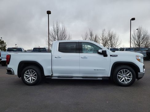 Used 2022 GMC Sierra 1500 SLT w/ SLT Premium Package image 2