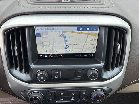 Used 2019 GMC Canyon SLT w/ Driver Alert Package image 20