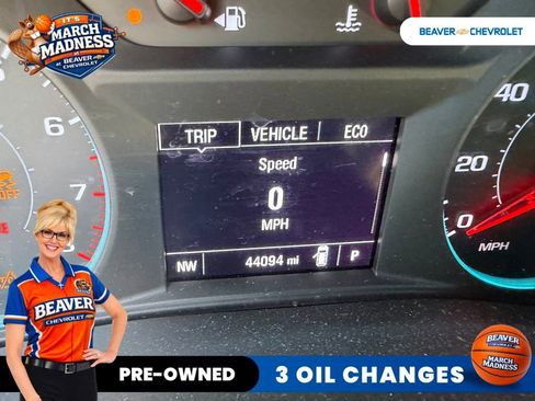 Used 2023 Chevrolet Traverse LS image 12