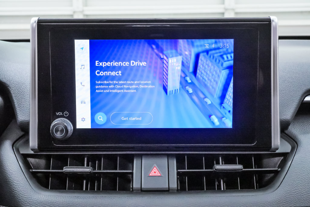 Used 2024 Toyota RAV4 XLE w/ Convenience Package FWD image 17