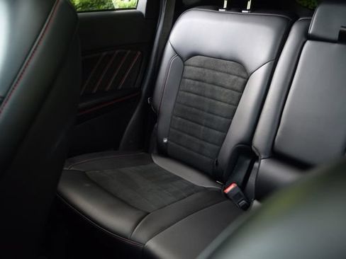 Used 2022 Ford Edge ST-Line AWD/4WD image 14