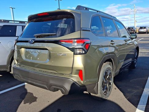 New 2025 Subaru Forester Premium image 4