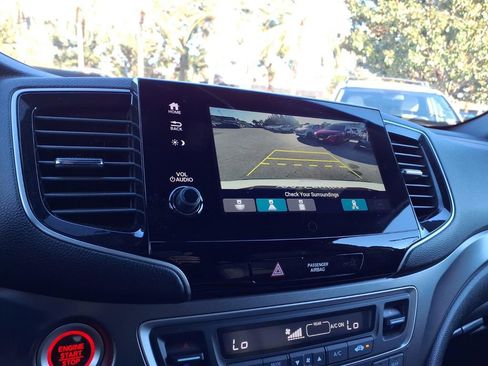 Used 2024 Honda Passport EX-L image 19