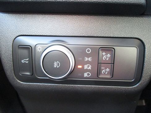 Used 2022 Ford Escape SEL image 35