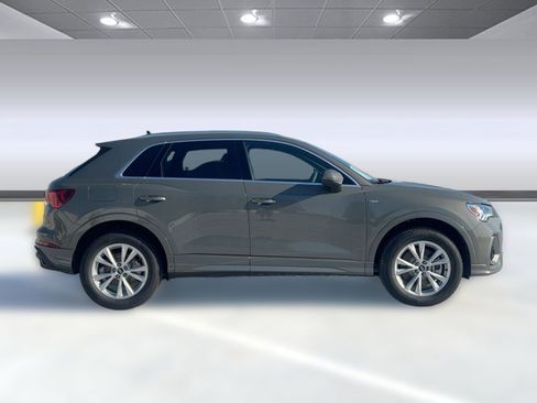 New 2025 Audi Q3 2.0T Premium image 8