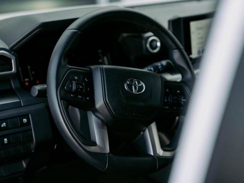 Used 2025 Toyota 4Runner SR5 image 15