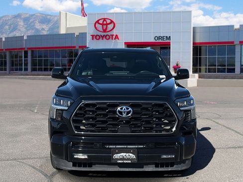 Used 2023 Toyota Sequoia Platinum image 2