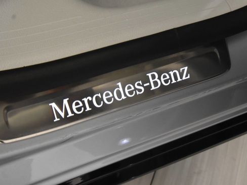 Used 2022 Mercedes-Benz EQS 580 4MATIC Sedan image 23