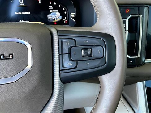 Used 2024 GMC Yukon Denali image 24