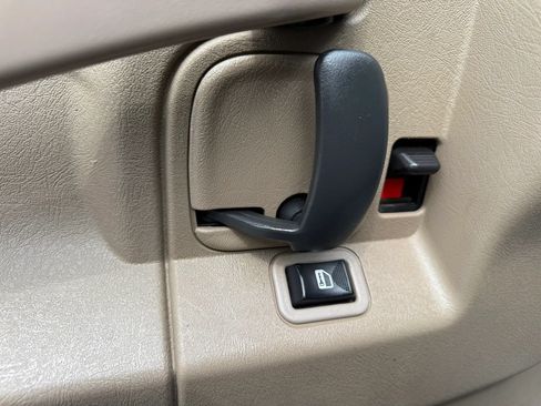 Used 2021 Chevrolet Express 2500 Extended w/ Driver Convenience Package RWD image 14